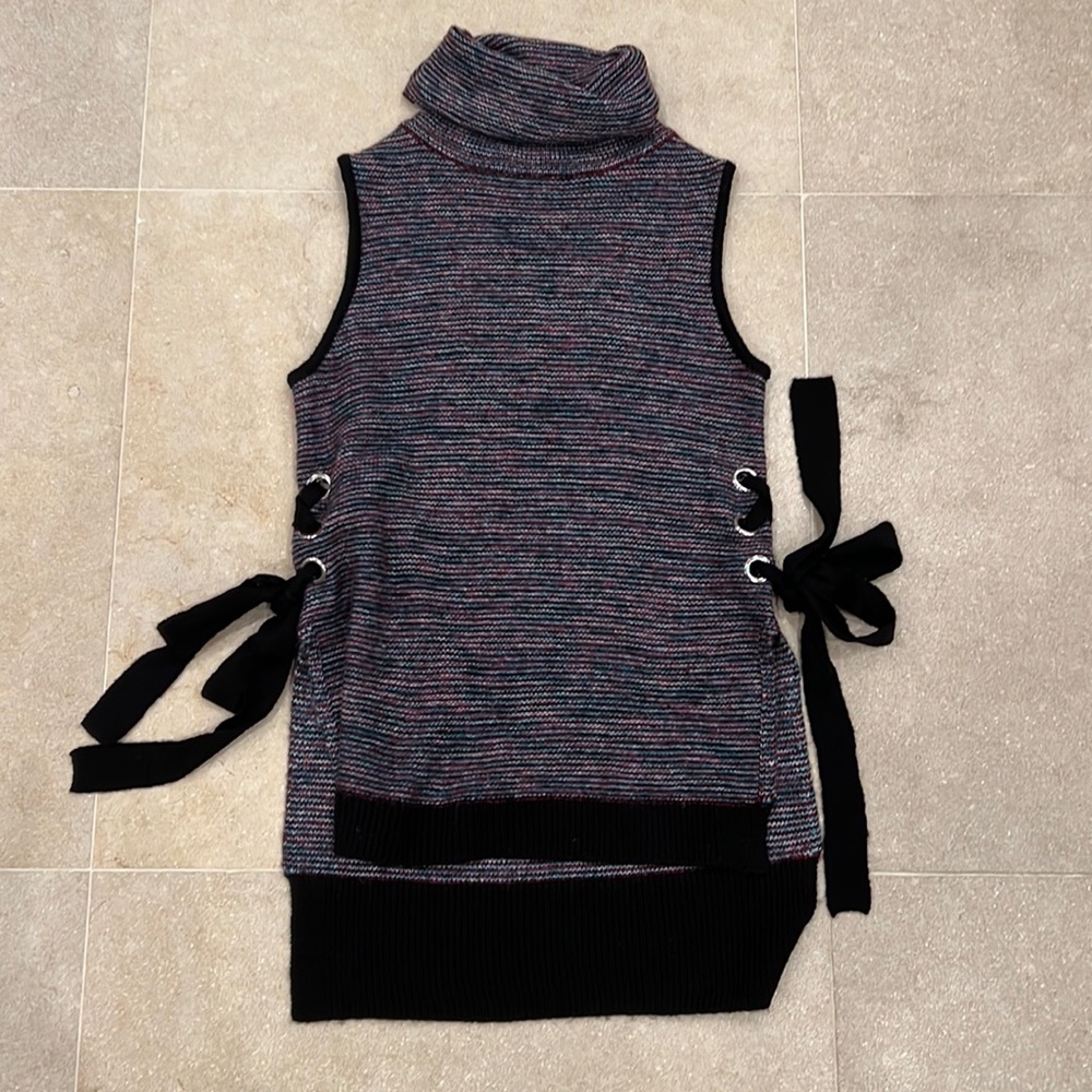 Devlin sweater dress in size small